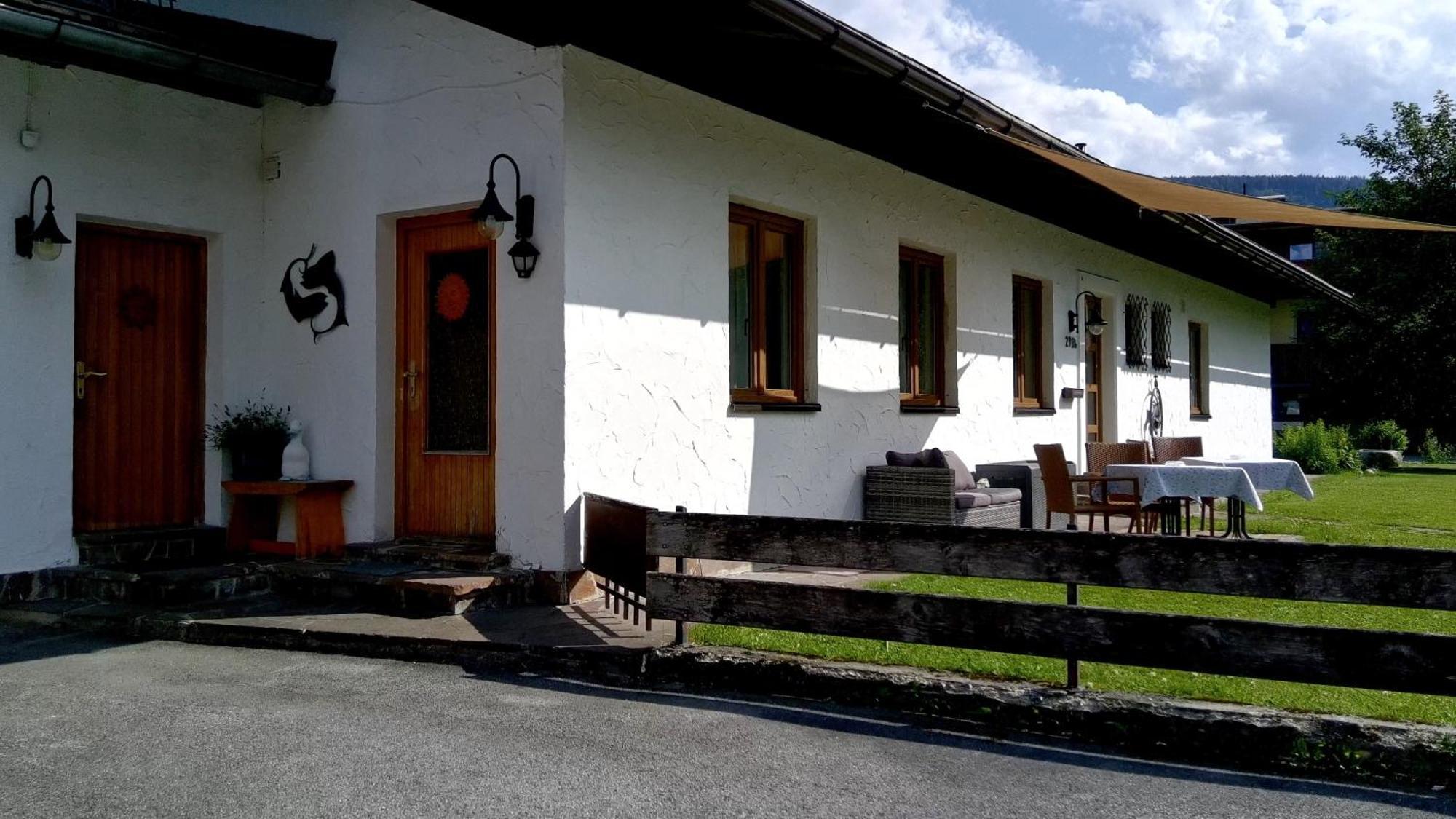 ליוטאש Forellenhof Appartements & Grossmutters Bungalow מראה חיצוני תמונה